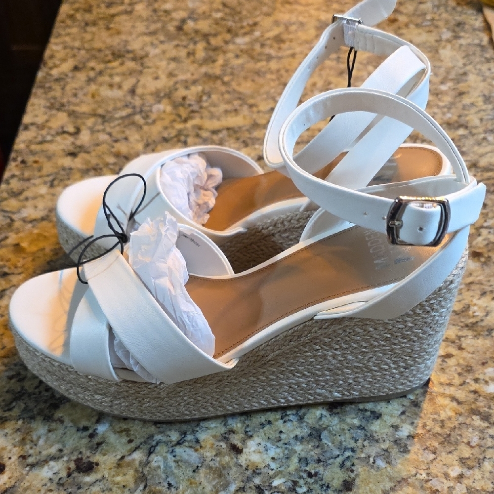 Madden White Women's Wedge Sandals - Picture 3 of 5